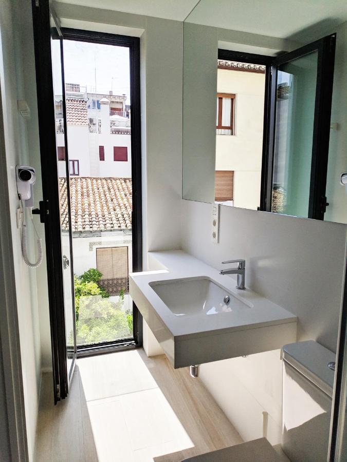 Broz Hostel Granada Ngoại thất bức ảnh